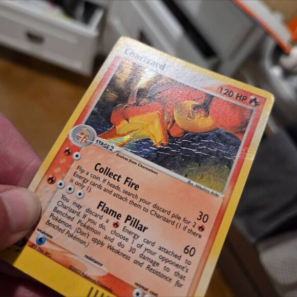 Charizard 100/97 Holo Rare – Skyridge 2003 – EX E-Series Pokémon Card(Creasing) - Picture 7 of 8